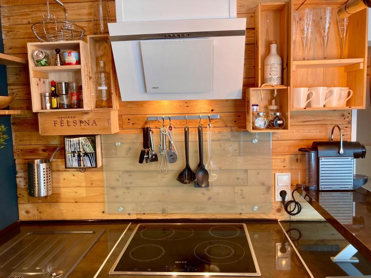 Living At Saarpartments -Adultsonly- 2 Bedrooms, Kitchen - Business & Holiday Apartments For Long- And Short Term Stay, 3 Min To Train Station, Secure E-Bike Parking! Saarbrücken Exteriér fotografie