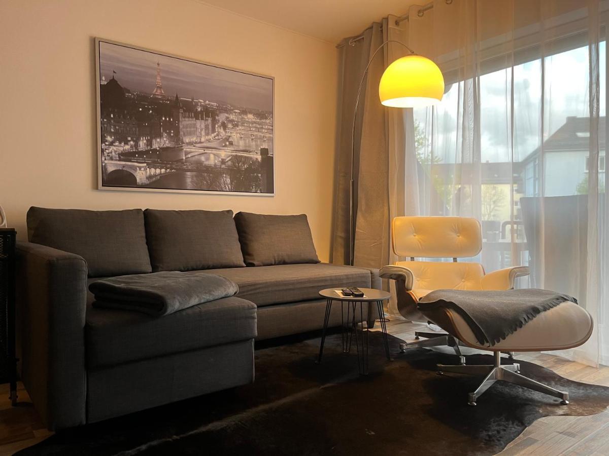 Living At Saarpartments -Adultsonly- 2 Bedrooms, Kitchen - Business & Holiday Apartments For Long- And Short Term Stay, 3 Min To Train Station, Secure E-Bike Parking! Saarbrücken Exteriér fotografie